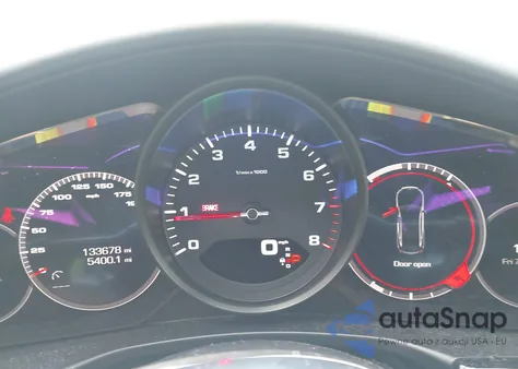 2017 Porsche Panamera 4 из США, поврежденный, VIN WP0AA2A75HL102557